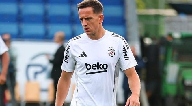 canli fenerbahceden scott mctominay bombasi cihan kamer ucagi kaldirdi cok b tin operasyon 9 V5huOK8n