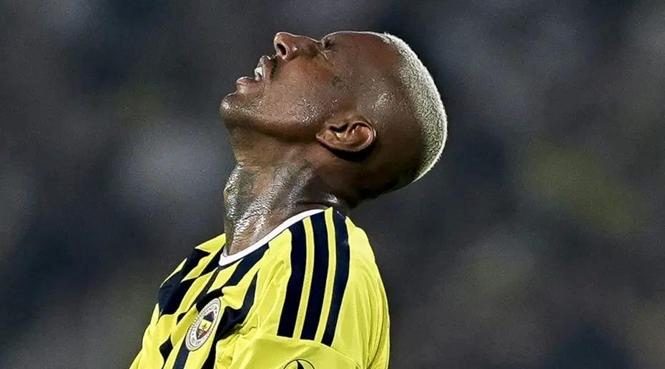 canli ingilizler duyurdu galatasaraydan leao sonrasi bir bomba daha 5 REbKjI7X