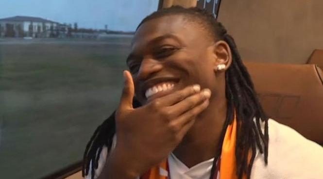 canli rafael leao resmen galatasarayda havalimaninda transfer itirafi onlari reddettim 5 9ZbAdQf4
