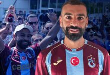 canli salah trabzonsporda iste ilk sozleri imza merasimi ve dev transferin tum CGpkJ63E