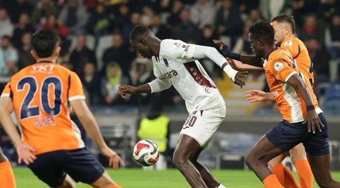 canli trabzonspor basaksehir maci canli anlatim ts bsk maci takimi skoru 9XAHsREa