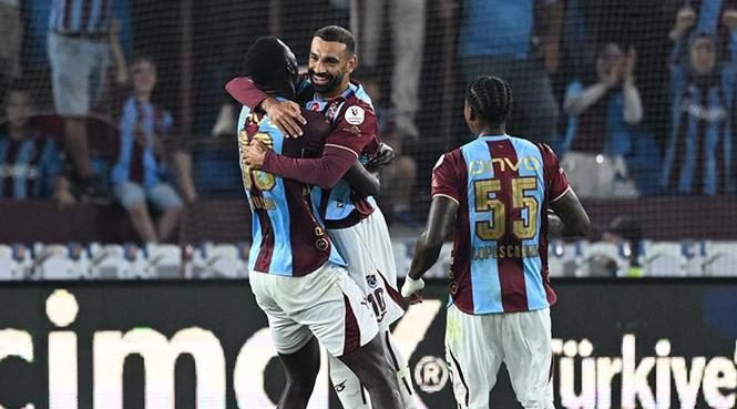 canli trabzonsporu mohamed salah sirtladi basaksehire shomurodovun golu yetmedi mac ozeti trabzonspor 2 1 CrWKRV77