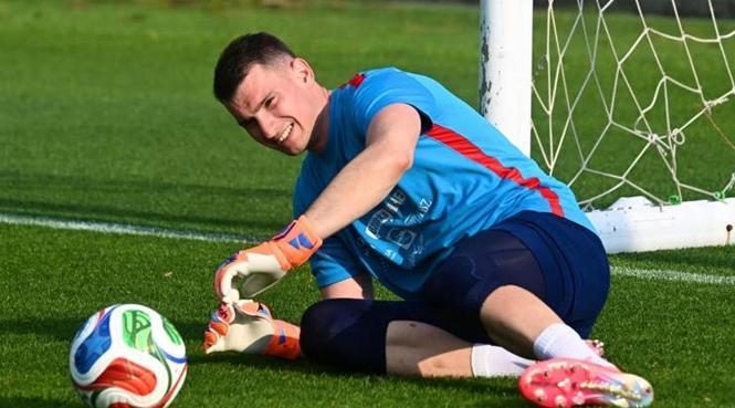 canli transfer barcelona fenerbahcenin kapisini caldi katalanlardan livakovic plani 6 LyOd8PlP