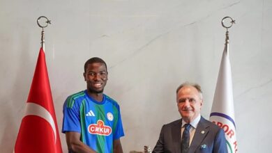 caykur rizespor moussa diakiteyi renklerine bagladi Qk5aiR1P