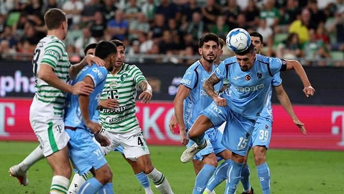 'Ciddi bir alarm!' Spor müellifleri Trabzonspor'un Avrupa Ligi'ne vedasını yorumladı 'Defolar ortaya çıkıyor' 11 ciddi bir alarm spor muellifleri trabzonsporun avrupa ligine vedasini yorumladi defolar ortaya cikiyor 9 4bFD5jhZ