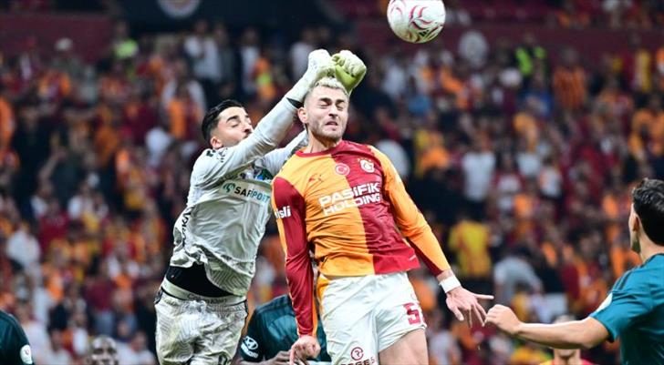 "Çok talihsiz bir gol oldu, o yüzden çok üzgünüm" 1 cok talihsiz bir gol oldu o yuzden cok uzgunum vFAGXQ1b
