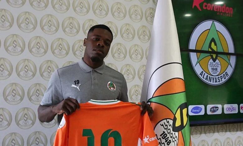 Corendon Alanyaspor, Ivan Cedric ile 4 yıllık kontrat imzaladı 1 corendon alanyaspor ivan cedric ile 4 yillik kontrat imzaladi 4U6gnyfq