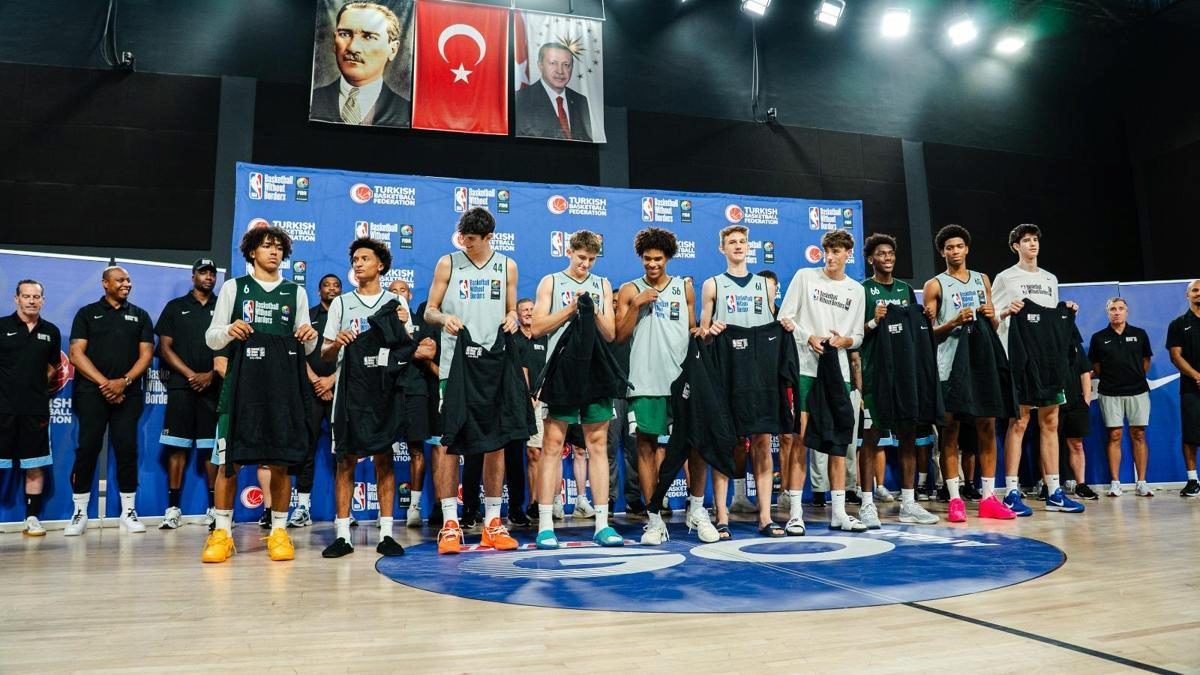 Darius Karutasu ve Yahya Başaran BWB All-Star yolcusu 11 darius karutasu ve yahya basaran bwb all star yolcusu sMcldCAU