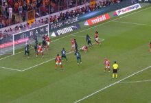 davinson sanchezin kafa vurusunda top cizgiden cikti Ku1TggO5