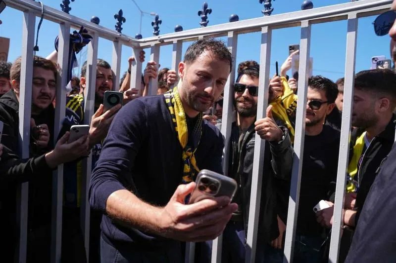 Domenico Tedesco'dan Fenerbahçe itirafı! "Hayatım boyunca unutmayacağım" 8 domenico tedescodan fenerbahce itirafi hayatim boyunca unutmayacagim 6 ftQQ3DkL