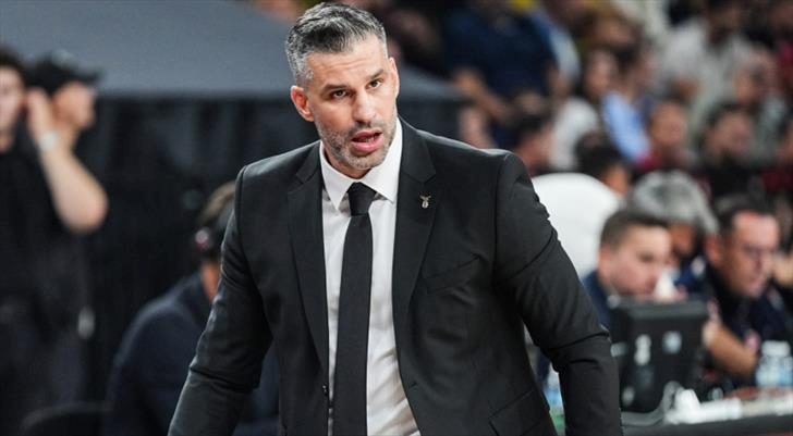 Dusan Alimpijevic: "Basketbolun zirvesi diyebileceğimiz bir yerdeyiz" 1 dusan alimpijevic basketbolun zirvesi diyebilecegimiz bir yerdeyiz 2KVMJCaw
