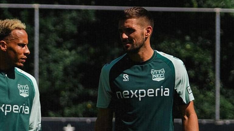 Dusan Tadic itiraf etti: Antrenör olmak için bir teklif vardı 2 dusan tadic itiraf etti antrenor olmak icin bir teklif vardi 0 B6SIOLlF