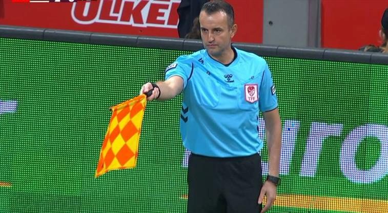 Dusan Vlahovic'in golü ofsayta takıldı 1 dusan vlahovicin golu ofsayta takildi UQAt17SB