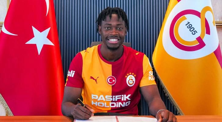el chadaille bitshiabu galatasaray tarihindeki 12 fransiz oldu L56uElY7