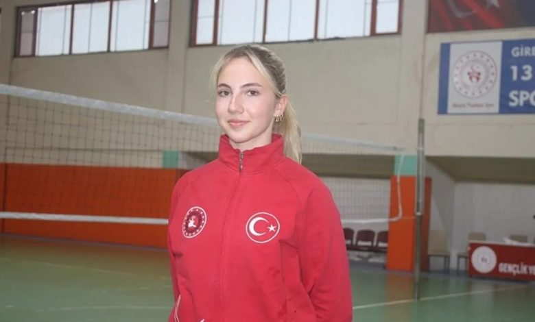 Elif Naz Kara’nın gözü tepede 1 elif naz karanin gozu tepede IhtIQiap