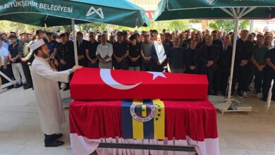 Fenerbahçe - Beşiktaş maçında hayatını kaybeden Gazi Gerçek Yaşar, son seyahatine uğurlandı 7 fenerbahce besiktas macinda hayatini kaybeden gazi gercek yasar son seyahatine ugurlandi dmDLiNw2