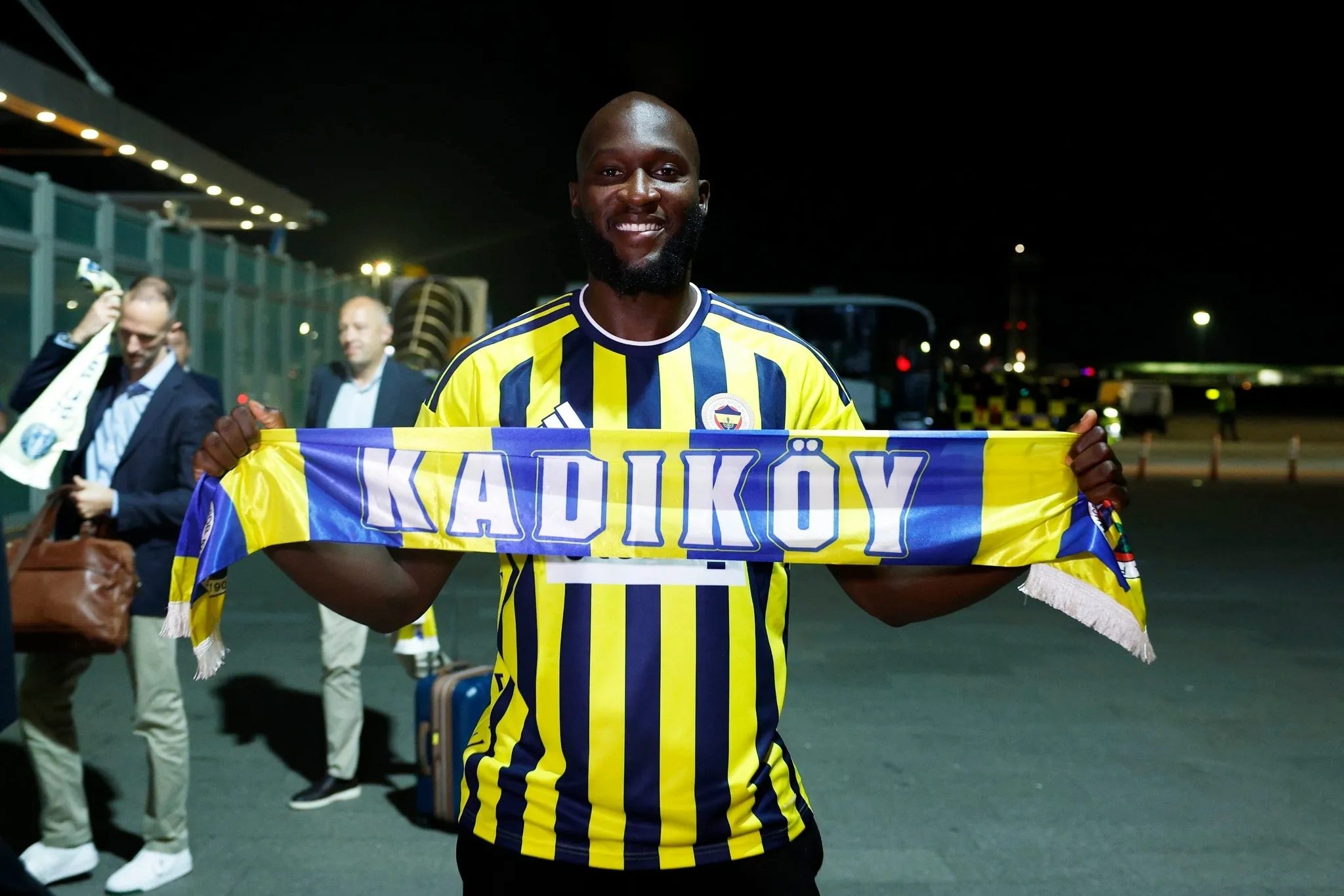 Fenerbahçe eski yıldızını transfer ediyor! Kanarya'dan Şampiyonlar Ligi bombası 3 fenerbahce eski yildizini transfer ediyor kanaryadan sampiyonlar ligi bombasi 1 qV8pu5U1