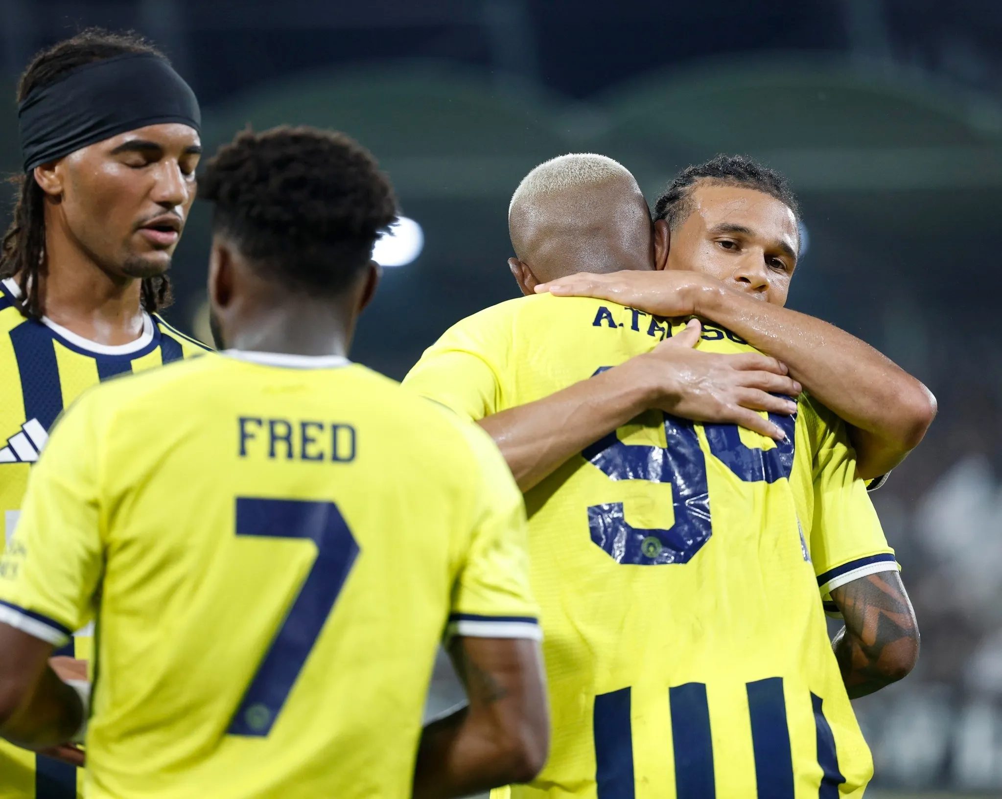 Fenerbahçe eski yıldızını transfer ediyor! Kanarya'dan Şampiyonlar Ligi bombası 4 fenerbahce eski yildizini transfer ediyor kanaryadan sampiyonlar ligi bombasi 2 wbsnvVqr