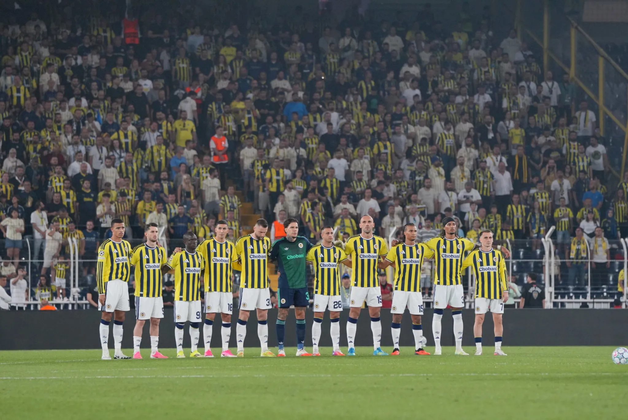 fenerbahce gaziantep fk maciyla seri baslatmak istiyor iste ismail kartalin birinci 11i 0 7rewfVYq