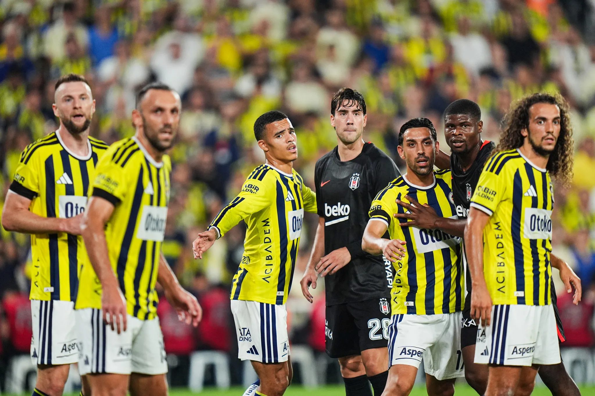 FENERBAHÇE HABERİ: İsmail Kartal'dan dev neşter! Roma maçında takım değişiyor 2 fenerbahce haberi ismail kartaldan dev nester roma macinda takim degisiyor 0 jb62RqCM