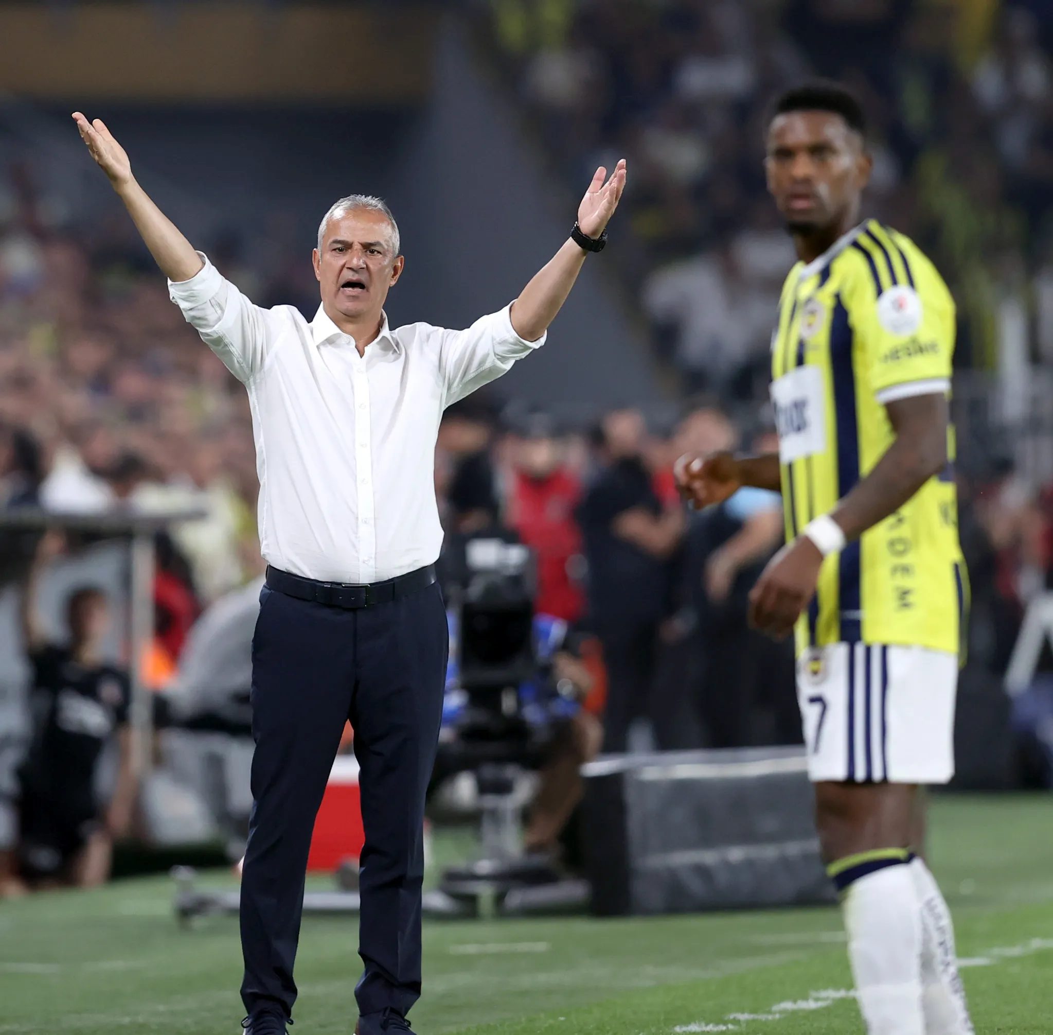 FENERBAHÇE HABERİ: İsmail Kartal'dan dev neşter! Roma maçında takım değişiyor 4 fenerbahce haberi ismail kartaldan dev nester roma macinda takim degisiyor 2