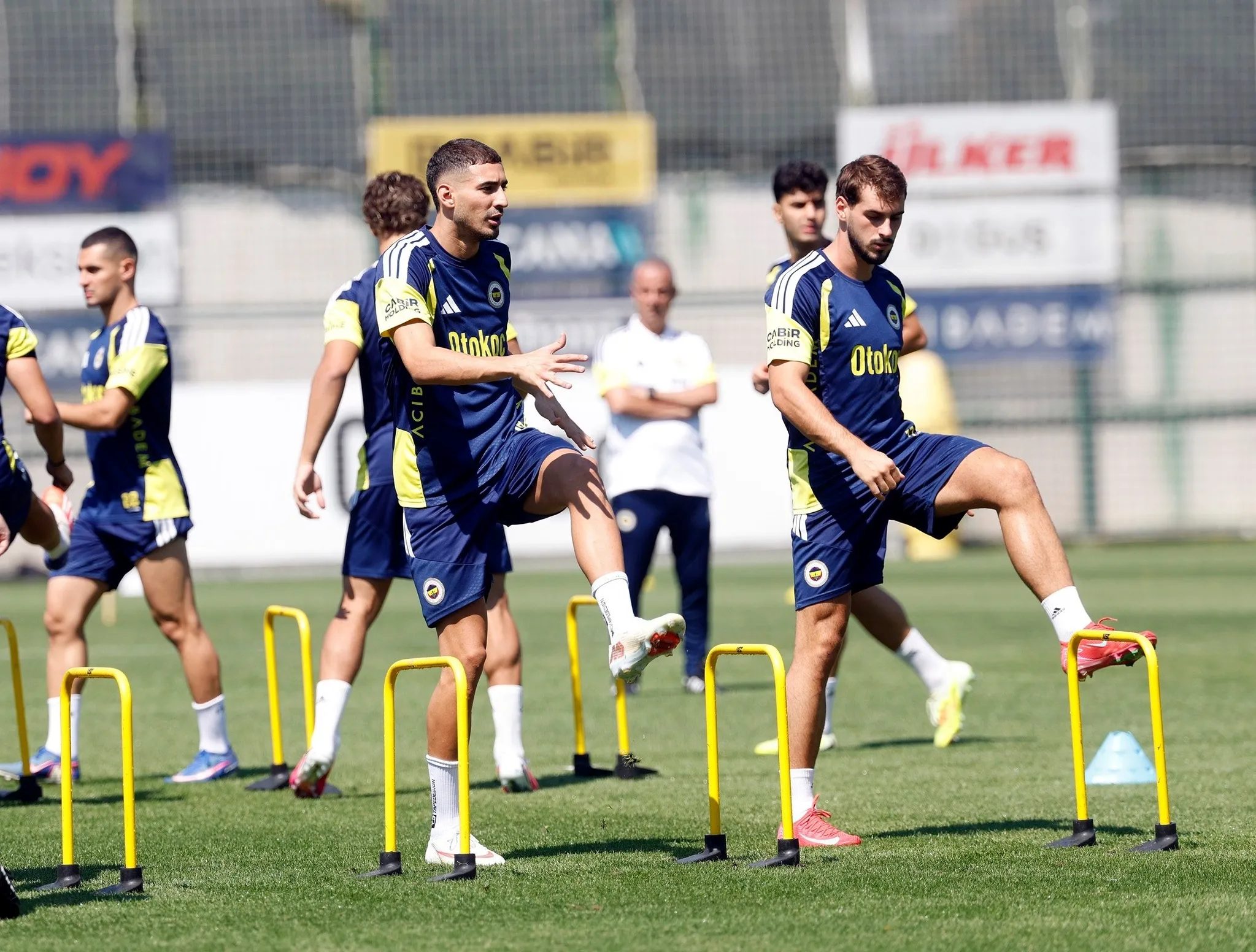 FENERBAHÇE HABERİ: İsmail Kartal'dan dev neşter! Roma maçında takım değişiyor 10 fenerbahce haberi ismail kartaldan dev nester roma macinda takim degisiyor 8 Z18vOvzs