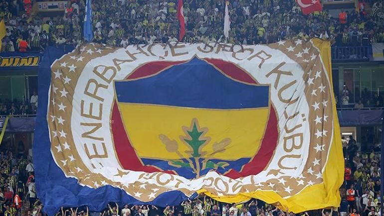 Fenerbahçe-Lyon maçı öncesi muazzam atmosfer! Kadıköy alev aldı 2 fenerbahce lyon maci oncesi muazzam atmosfer kadikoy alev aldi 0 kzUp1epR