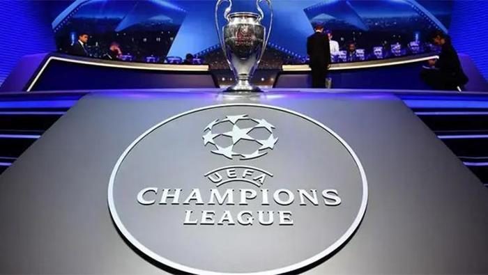 Fenerbahçe - Sturm Graz maçı canlı izle | FB STURM GRAZ maçı şifresiz (UEFA Şampiyonlar Ligi 3. ön eleme turu) 2 fenerbahce sturm graz maci canli izle fb sturm graz maci sifresiz uefa