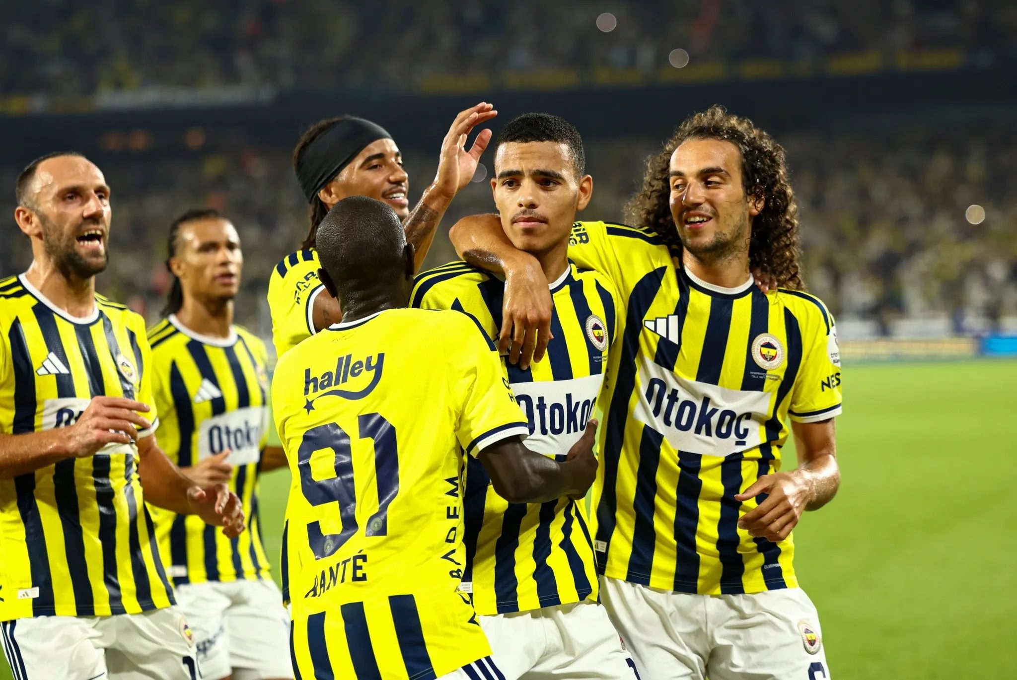 Fenerbahçe transferin son gününde bombayı patlatıyor! Ve geri sayım başladı 2 fenerbahce transferin son gununde bombayi patlatiyor ve geri sayim basladi 0 G3mglL36