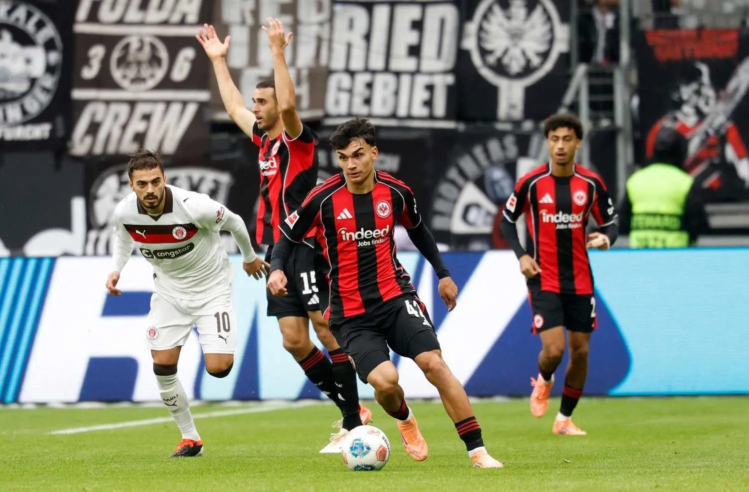 Fenerbahçe transferin son gününde bombayı patlatıyor! Ve geri sayım başladı 7 fenerbahce transferin son gununde bombayi patlatiyor ve geri sayim basladi 5 wifWuSPB