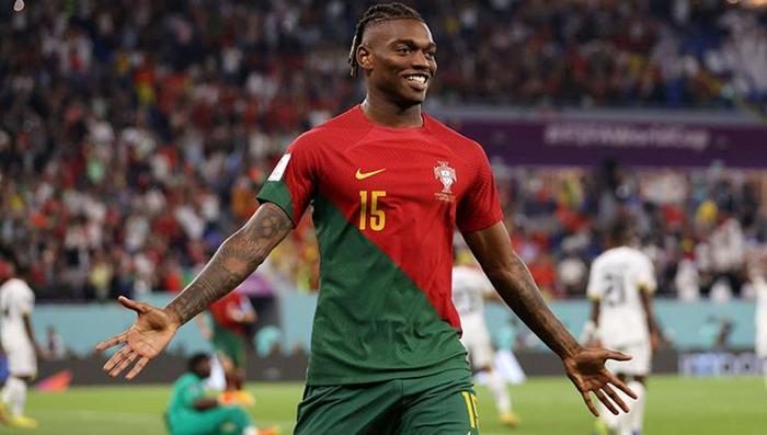 Fenerbahçe ve Galatasaray'a Rafael Leao şoku! Türkiye defterini kapattı 4 fenerbahce ve galatasaraya rafael leao soku turkiye defterini kapatti 2 iKYm5UO5