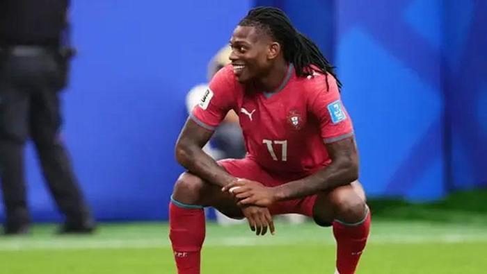 Fenerbahçe ve Galatasaray'a transfer çıkmazı! Rafael Leao'da yeni perde 5 fenerbahce ve galatasaraya transfer cikmazi rafael leaoda yeni perde 3 FTPzliGk