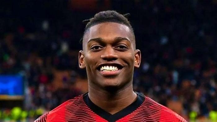 Fenerbahçe ve Galatasaray'ın radarındaydı! Leao için dev teklif 7 fenerbahce ve galatasarayin radarindaydi leao icin dev teklif 5 gdZRsmGM