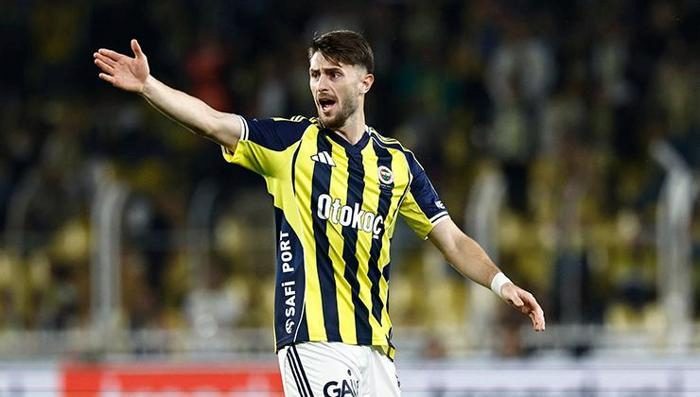 Fenerbahçe'de 3 ayrılık birden! Aziz Yıldırım araya girdi satış engellendi 5 fenerbahcede 3 ayrilik birden aziz yildirim araya girdi satis engellendi 3 kLgFiMw4
