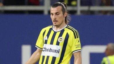 Fenerbahçe'de ayrılık gelişmesi! Sağlık kontrollerinden geçti 12 fenerbahcede ayrilik gelismesi saglik kontrollerinden gecti j5SPMVns