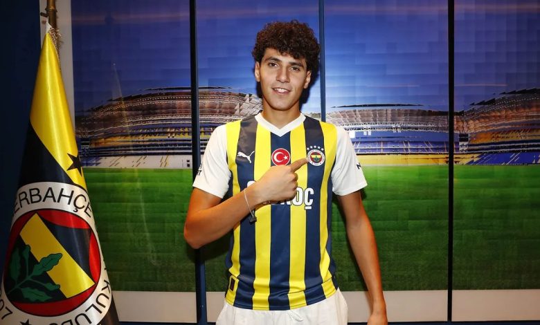 Fenerbahçe'de ayrılık gerçekleşiyor! 1 fenerbahcede ayrilik gerceklesiyor 12uODKKN