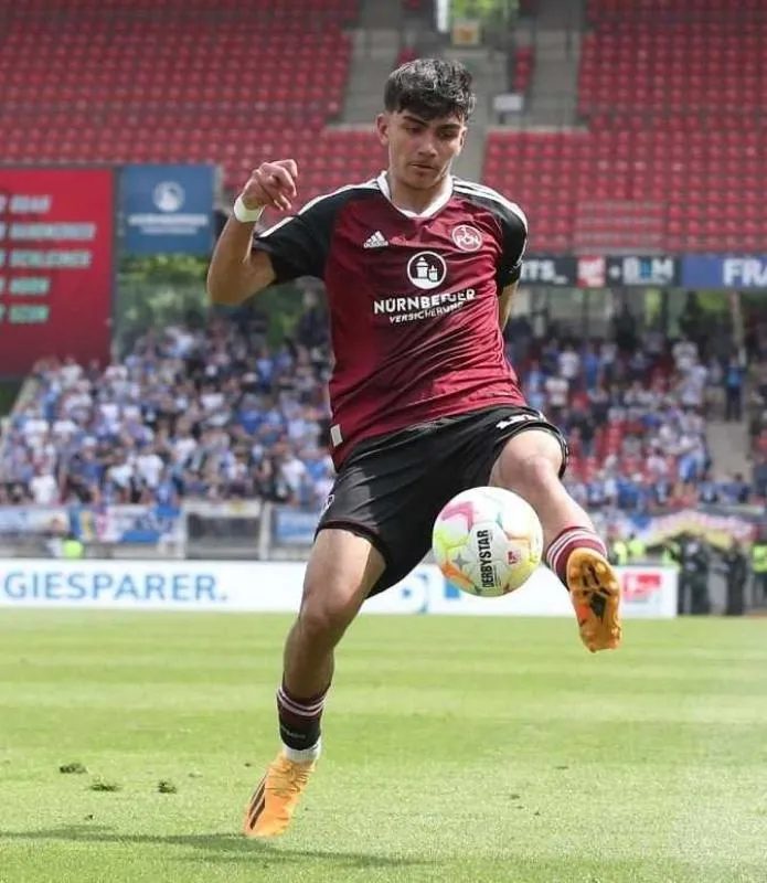 Fenerbahçe'de Aziz Yıldırım'dan kurmaylarına transfer talimatı: 45 milyon euroluk teklif... 12 fenerbahcede aziz yildirimdan kurmaylarina transfer talimati 45 milyon euroluk teklif 10 eqwci2Wt