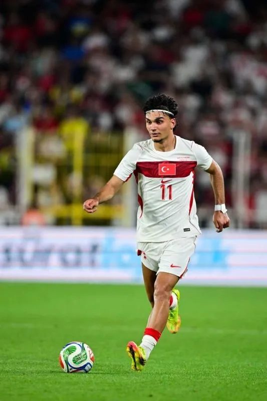 Fenerbahçe'de Aziz Yıldırım'dan kurmaylarına transfer talimatı: 45 milyon euroluk teklif... 14 fenerbahcede aziz yildirimdan kurmaylarina transfer talimati 45 milyon euroluk teklif 12 uZEqLWRE