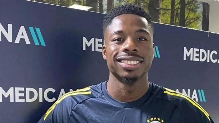 fenerbahcede bir ayrilik daha ingiliz gazeteci duyurdu mutabakat tamam 0 Rifukw3R
