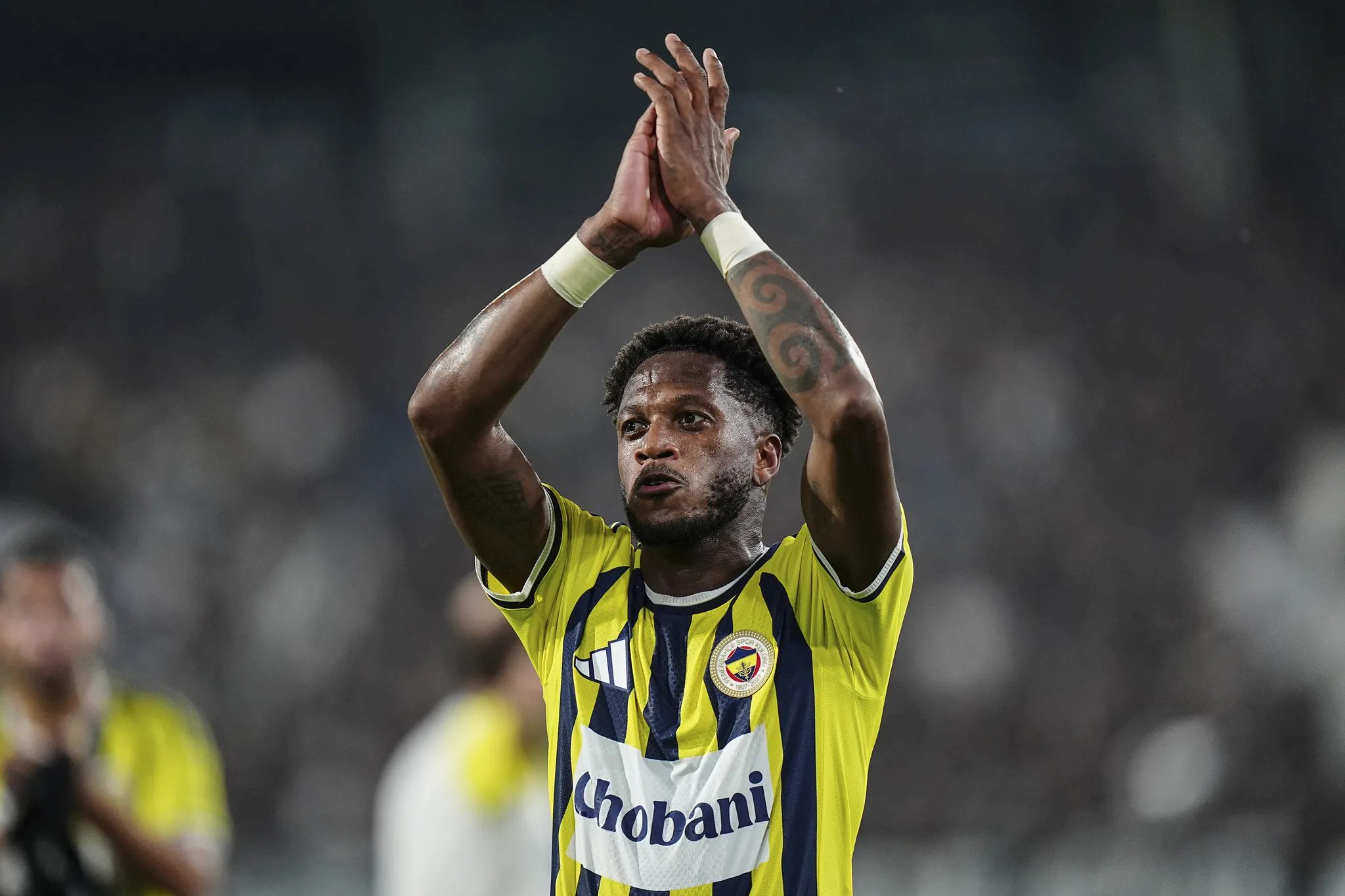 Fenerbahçe'de bir ayrılık daha! İngiltere'ye gönderiliyor 7 fenerbahcede bir ayrilik daha ingiltereye gonderiliyor 5 XHlX4UAN