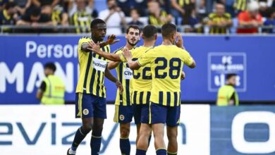 Fenerbahçe'de bir ayrılık daha! İngiltere'ye gönderiliyor 11 fenerbahcede bir ayrilik daha ingiltereye gonderiliyor hS1z5DJx