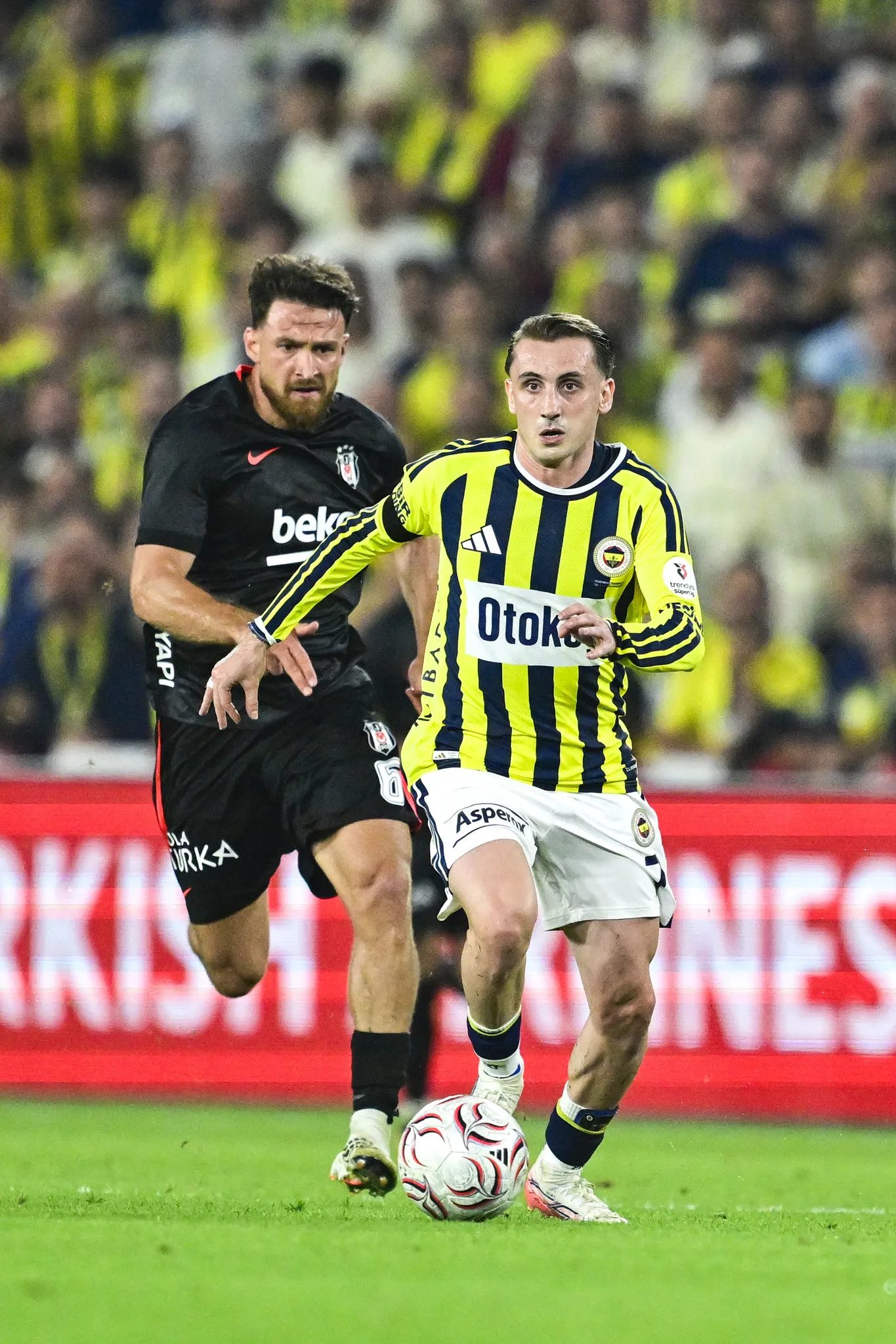 Fenerbahçe'de flaş gelişme! UEFA uyardı sözleşmesi değişti 12 fenerbahcede flas gelisme uefa uyardi sozlesmesi degisti 10 lMnKn74a