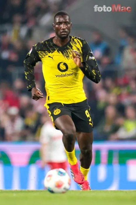 Fenerbahçe'de gündem tekrar Guirassy! Maaş talebi ortaya çıktı 3 fenerbahcede gundem tekrar guirassy maas talebi ortaya cikti 1 sWwbZSqC