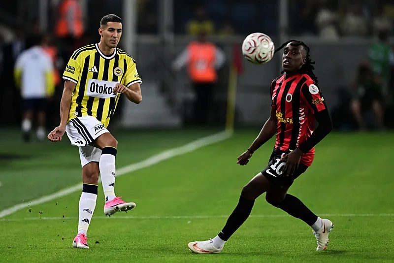 fenerbahcede imza cok yakin deneyimli ismin sozlesmesi uzatiliyor 11 YvhXlOEZ