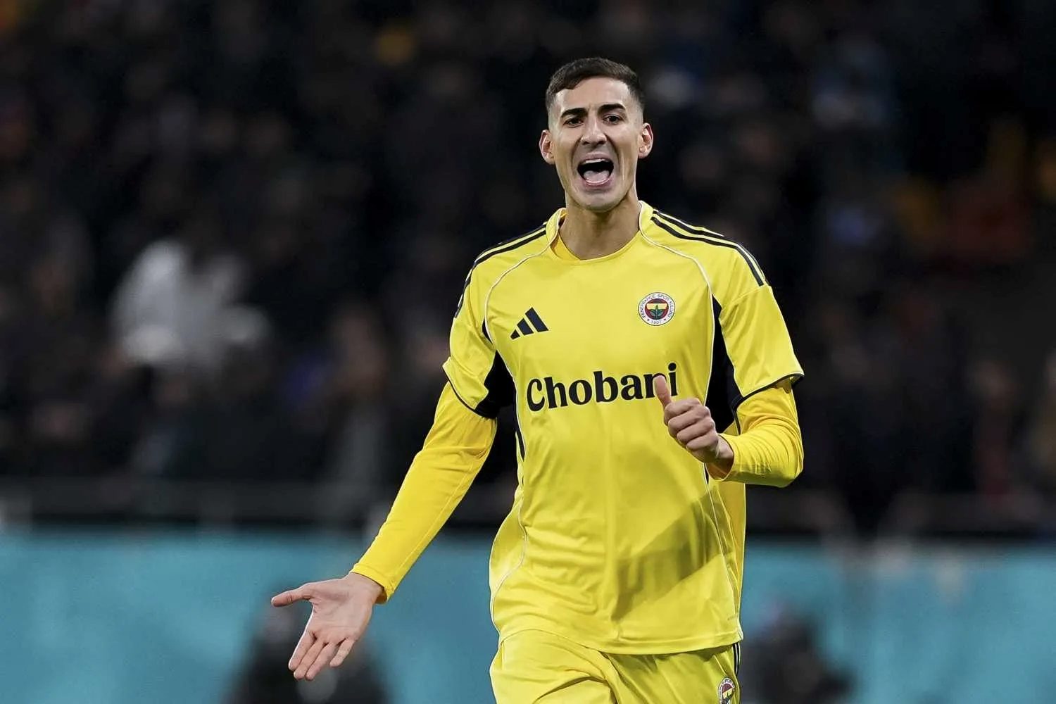 fenerbahcede imza cok yakin deneyimli ismin sozlesmesi uzatiliyor 15 1YgCK9rE