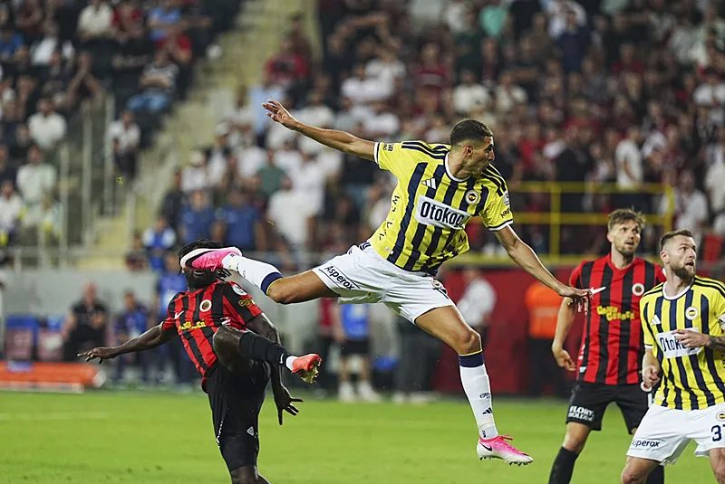 fenerbahcede imza cok yakin deneyimli ismin sozlesmesi uzatiliyor 9