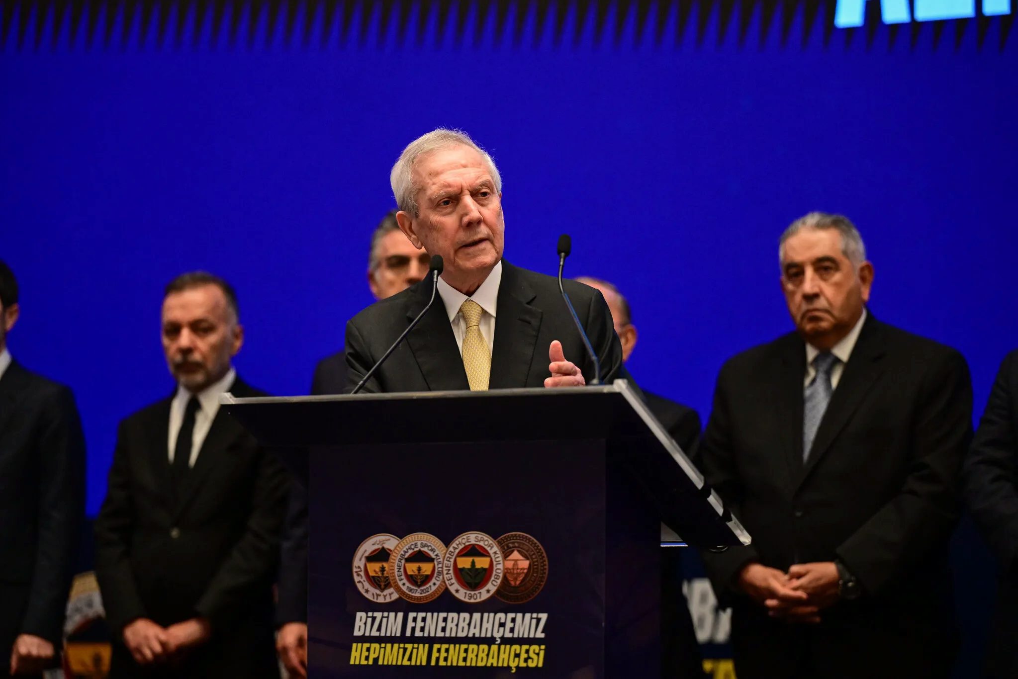 fenerbahcede ismail kartal sonrasi yeni hoca adaylari belirli oldu 16 BlU2v1yL