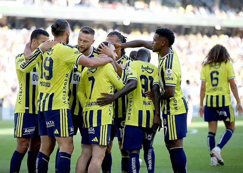fenerbahcede ismail kartaldan mert hakan yandas karari 1 FB2sLyfF