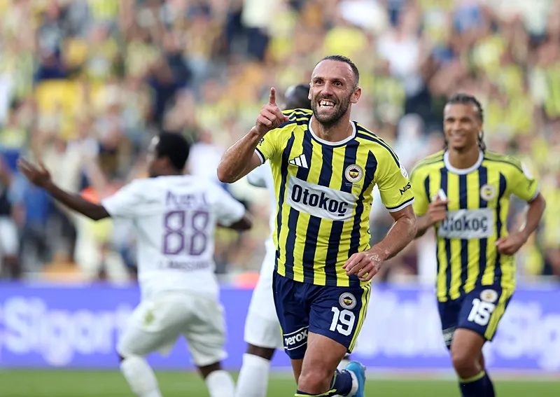 fenerbahcede ismail kartaldan mert hakan yandas karari 3 cfG32mY3