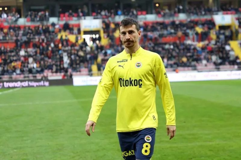 fenerbahcede ismail kartaldan mert hakan yandas karari 9 VVssqeks